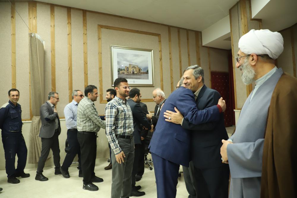 مراسم دید و بازدید نوروزی در دانشگاه بین المللی امام‌خمینی(ره) برگزار شد