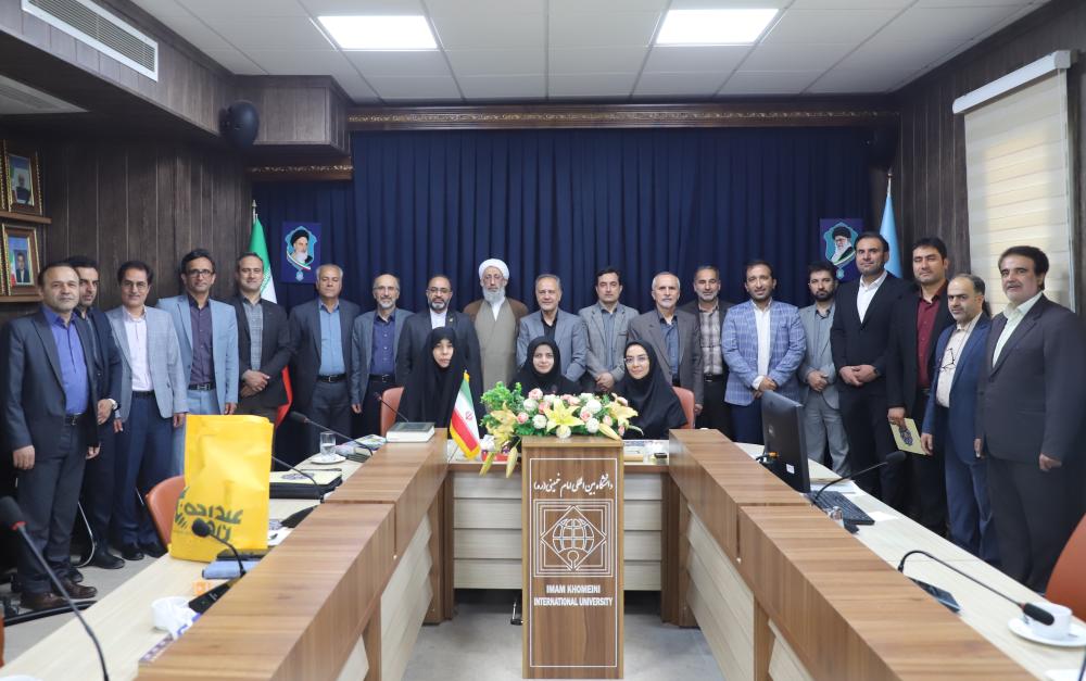 مراسم تکریم اعضای سابق و معارفه اعضای جدید هیات رئیسه دانشگاه برگزار شد